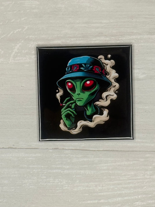 Smoking Alien in bucket hat magnet